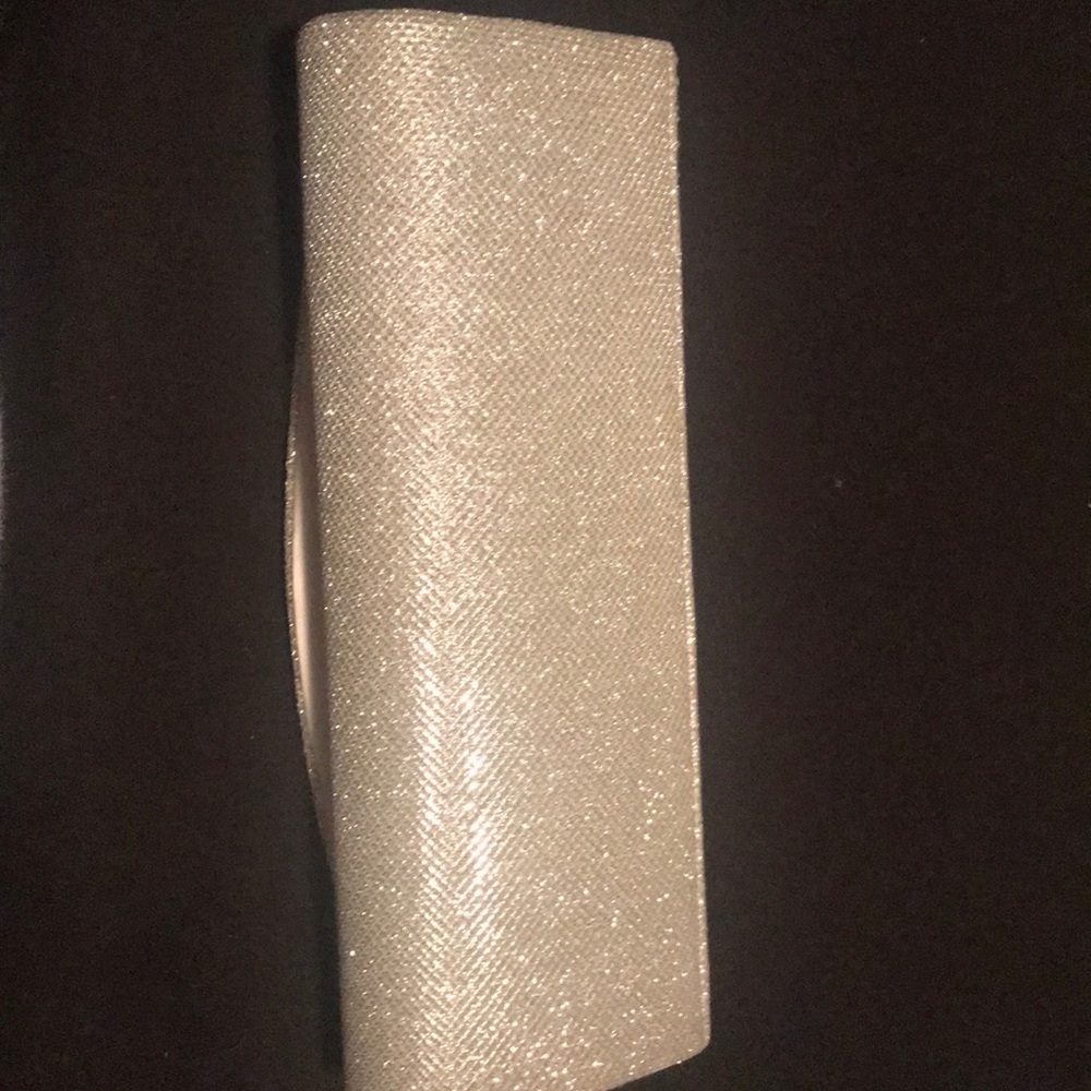 Purse - Picture 2 of 3